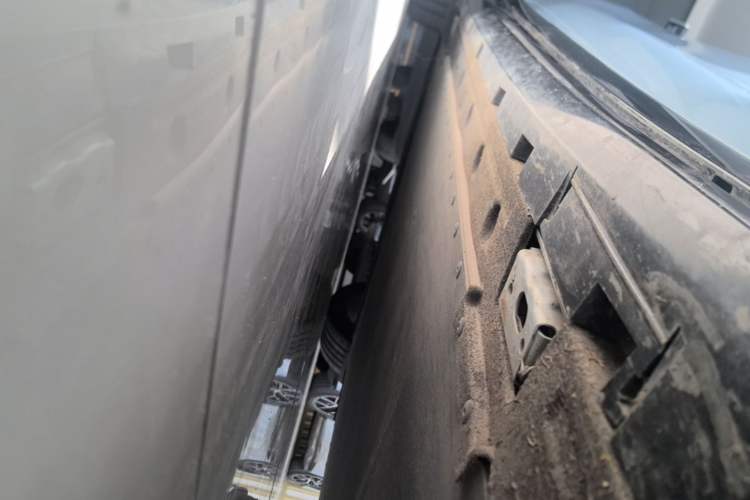 Used BYD Han L 2025 EV Four-Wheel Drive LiDAR Flagship Model Right Side Sill