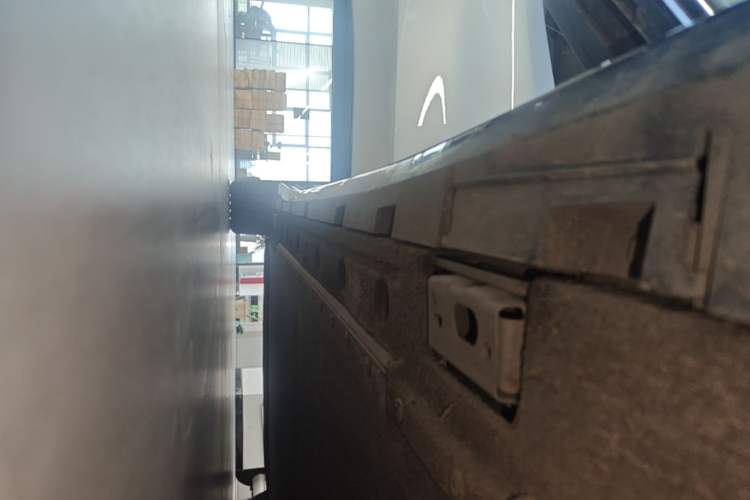 Used BYD Han L 2025 EV Four-Wheel Drive LiDAR Flagship Model Right Side Sill