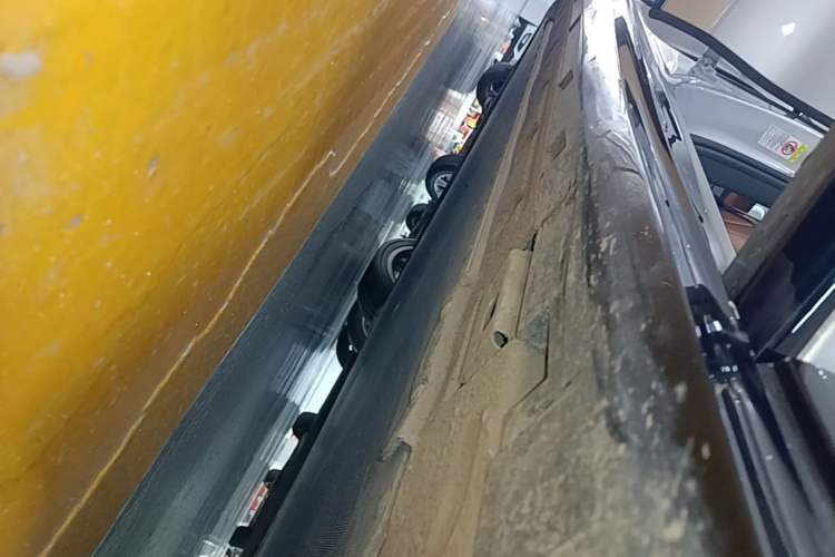 Used BYD Han L 2025 EV Four-Wheel Drive LiDAR Flagship Model Right Side Sill