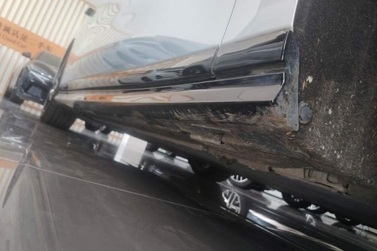 Used BYD Han L 2025 EV Four-Wheel Drive LiDAR Flagship Model Right Side Sill