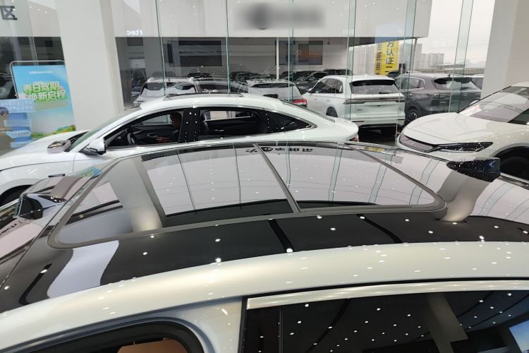 Used BYD Han L 2025 EV Four-Wheel Drive LiDAR Flagship Model Roof