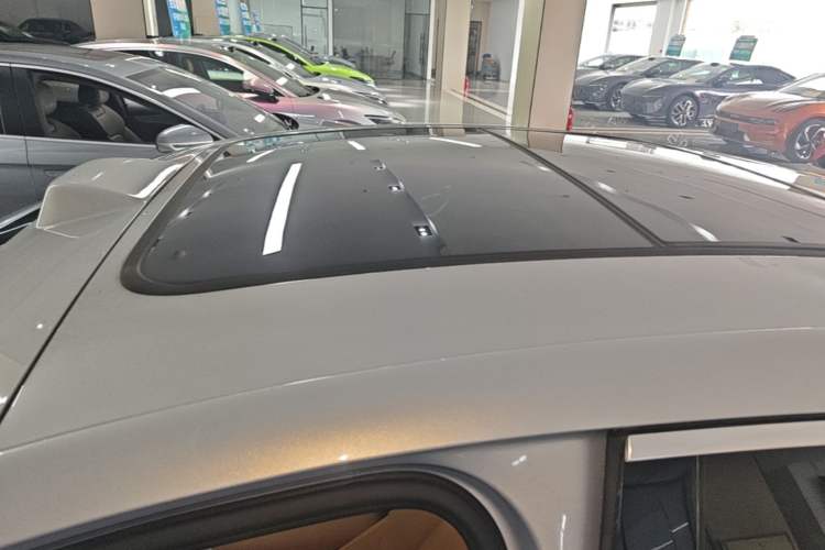 Used BYD Han L 2025 DM-i 200km LiDAR Flagship Model Roof
