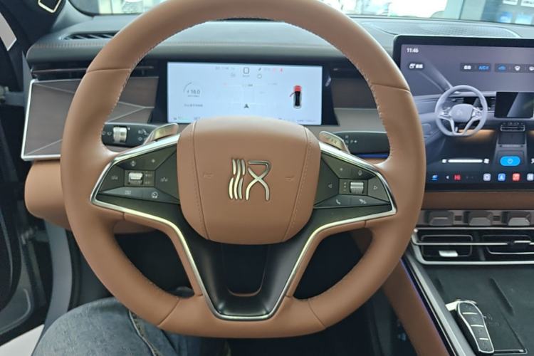 Used BYD Han L 2025 EV Four-Wheel Drive LiDAR Flagship Model Steering Wheel