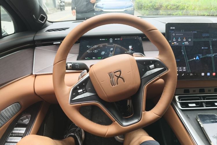 Used BYD Han L 2025 EV Four-Wheel Drive LiDAR Flagship Model Steering Wheel