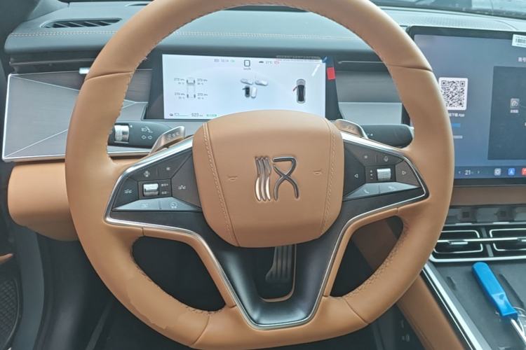 Used BYD Han L 2025 EV Four-Wheel Drive LiDAR Flagship Model Steering Wheel