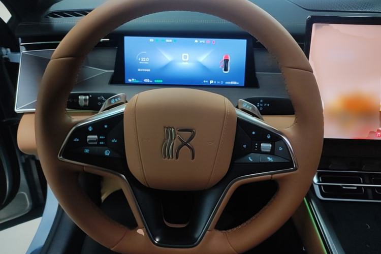 Used BYD Han L 2025 EV Four-Wheel Drive LiDAR Flagship Model Steering Wheel