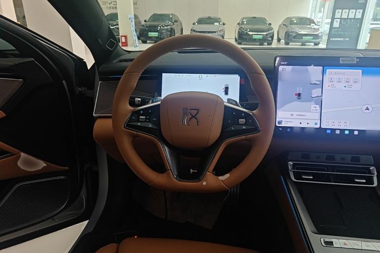 Used BYD Han L 2025 EV Four-Wheel Drive LiDAR Flagship Model Steering Wheel