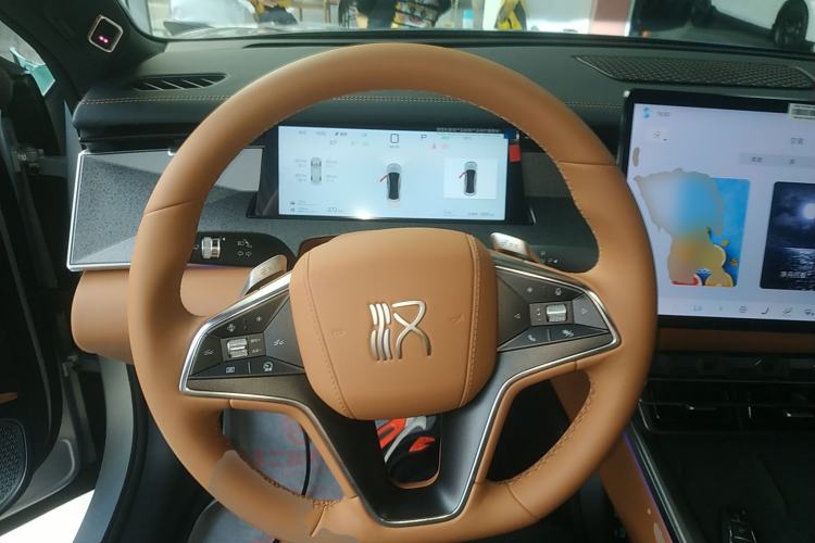 Used BYD Han L 2025 DM-i 200KM LiDAR Luxury Model Steering Wheel