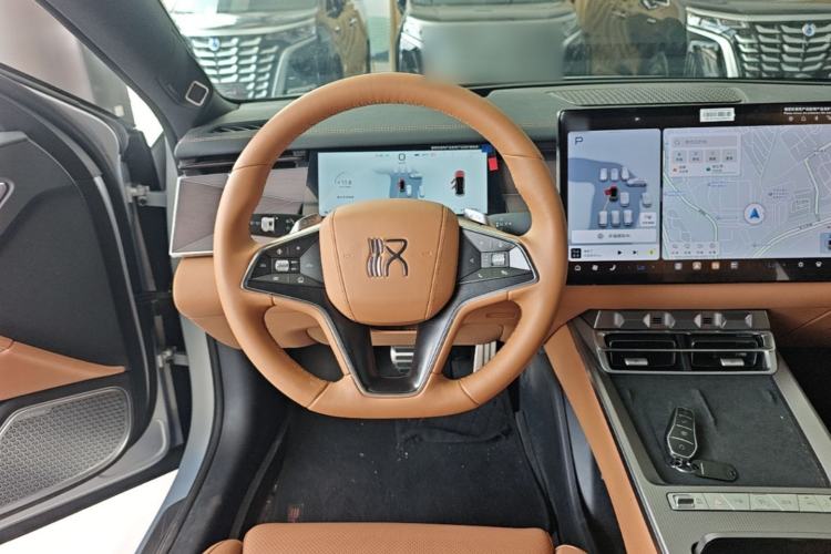 Used BYD Han L 2025 EV Four-Wheel Drive LiDAR Flagship Model Steering Wheel