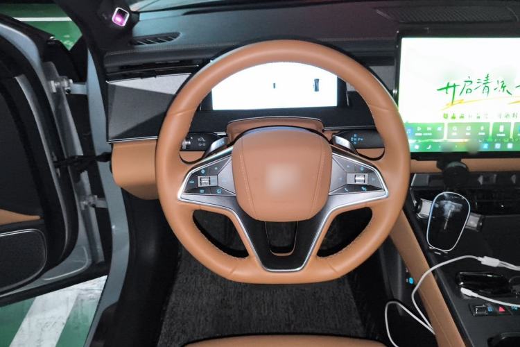 Used BYD Han L 2025 EV 701KM LiDAR Deluxe Edition Steering Wheel