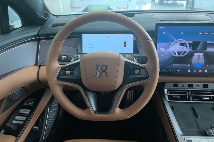 Used BYD Han L 2025 EV Four-Wheel Drive LiDAR Flagship Model Steering Wheel