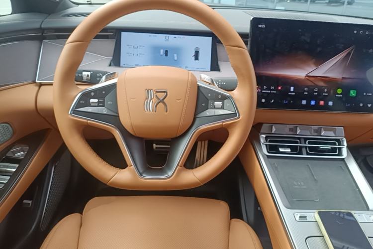 Used BYD Han L 2025 EV Four-Wheel Drive LiDAR Flagship Model Steering Wheel