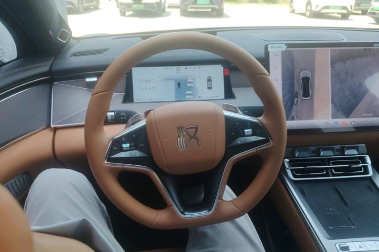 Used BYD Han L 2025 EV Four-Wheel Drive LiDAR Flagship Model Steering Wheel