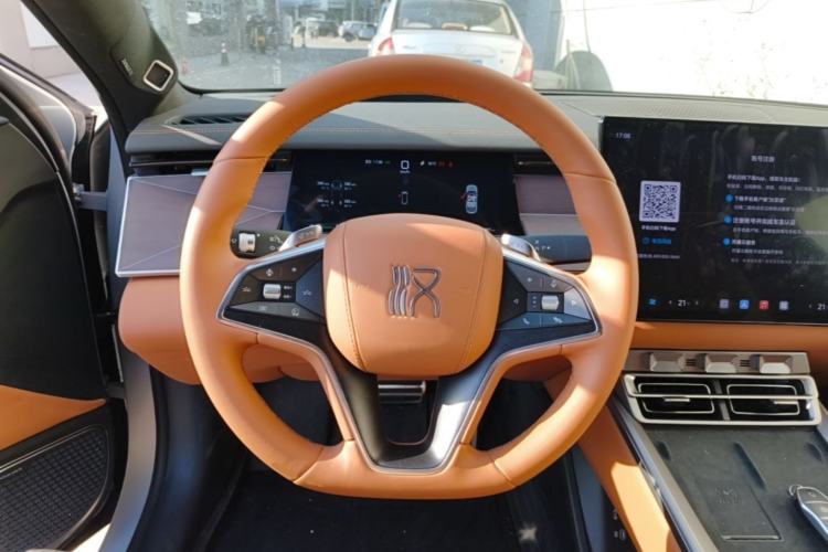 Used BYD Han L 2025 EV Four-Wheel Drive LiDAR Flagship Model Steering Wheel