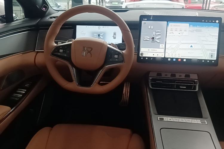 Used BYD Han L 2025 EV Four-Wheel Drive LiDAR Flagship Model Steering Wheel