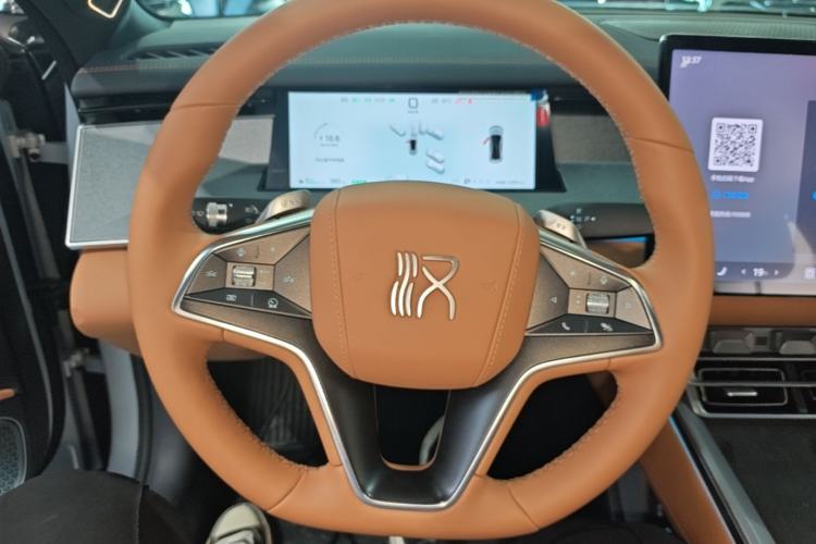 Used BYD Han L 2025 EV 701KM LiDAR Deluxe Edition Steering Wheel