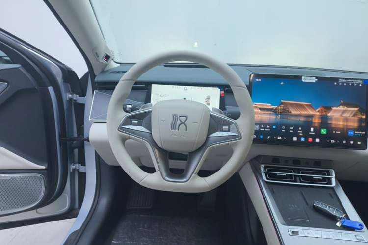 Used BYD Han L 2025 DM-i 200km LiDAR Flagship Model Steering Wheel