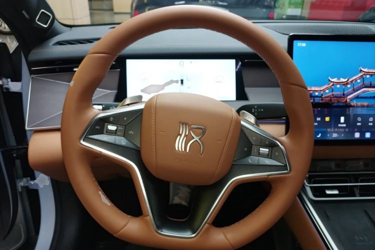 Used BYD Han L 2025 EV Four-Wheel Drive LiDAR Flagship Model Steering Wheel