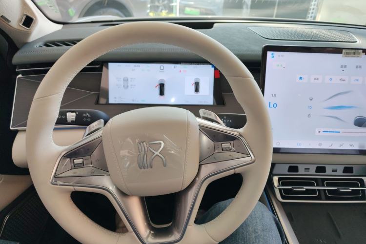 Used BYD Han L 2025 DM-i 200km LiDAR Flagship Model Steering Wheel
