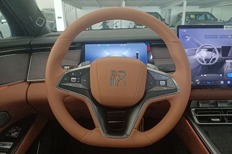 Used BYD Han L 2025 EV Four-Wheel Drive LiDAR Flagship Model Steering Wheel