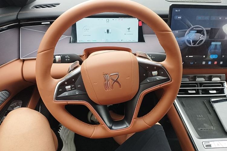 Used BYD Han L 2025 EV Four-Wheel Drive LiDAR Flagship Model Steering Wheel