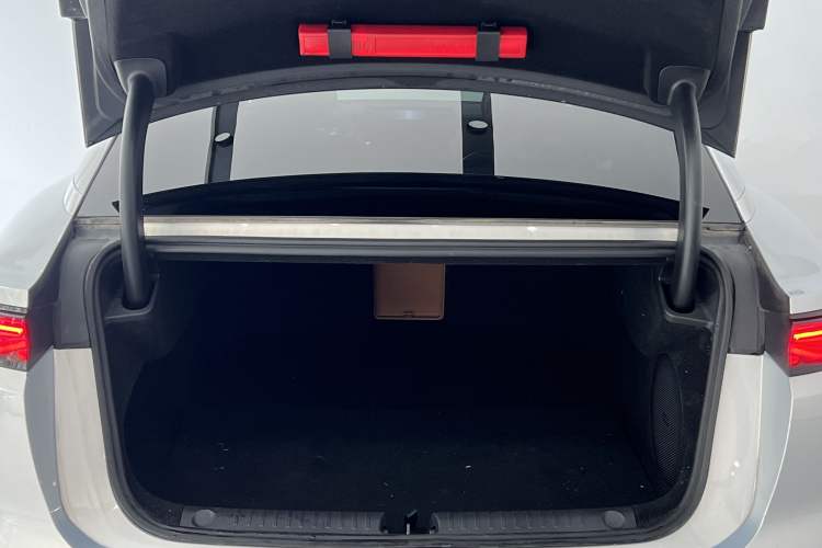 Used BYD Han L 2025 EV Four-Wheel Drive LiDAR Flagship Model Trunk