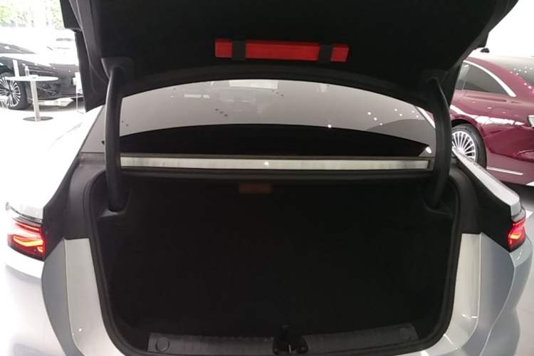 Used BYD Han L 2025 EV Four-Wheel Drive LiDAR Flagship Model Trunk