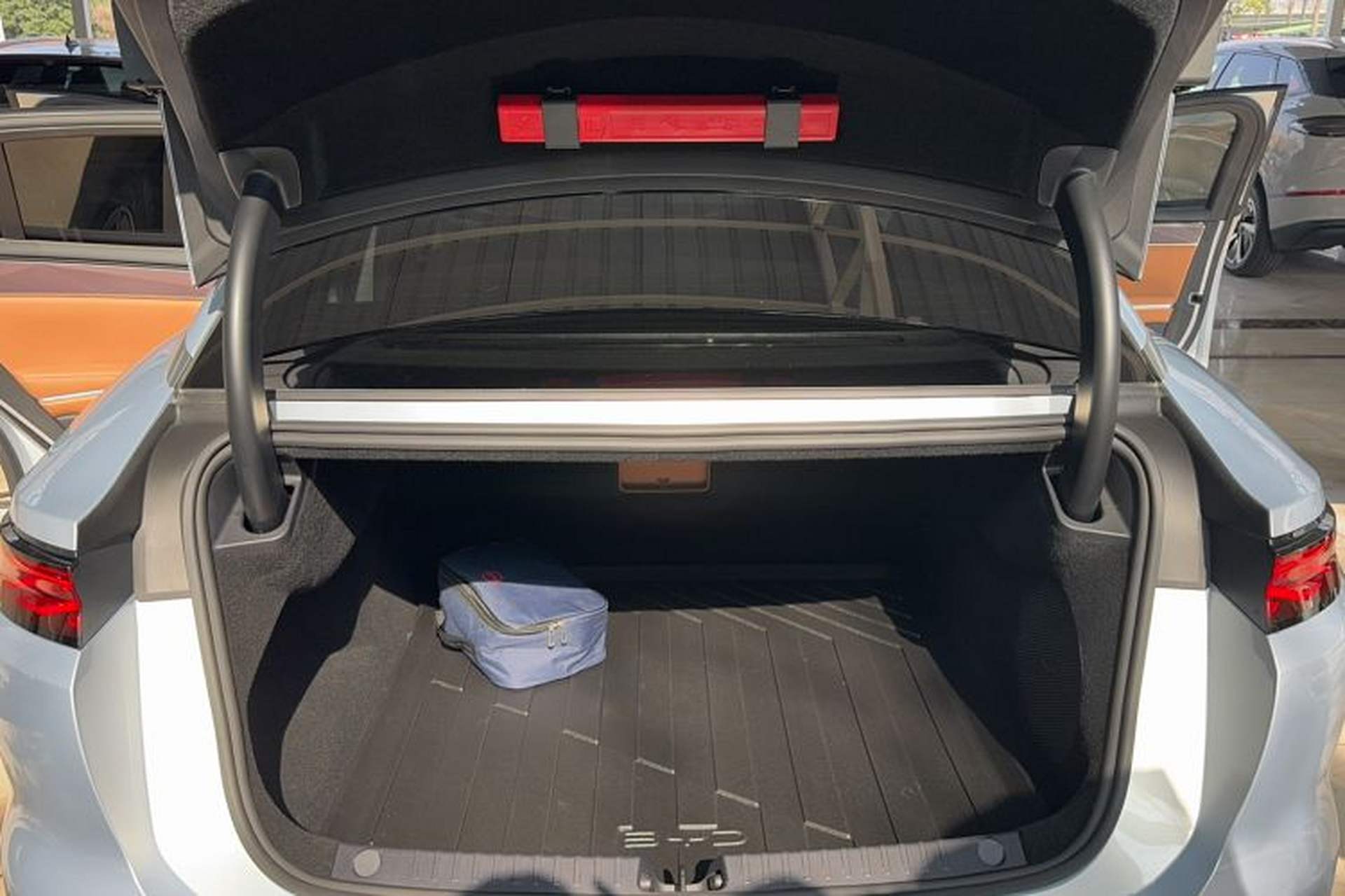 Used BYD Han L 2025 DM-i 200km LiDAR Flagship Model Trunk