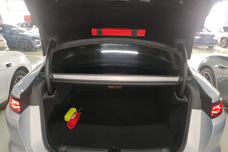 Used BYD Han L 2025 EV Four-Wheel Drive LiDAR Flagship Model Trunk