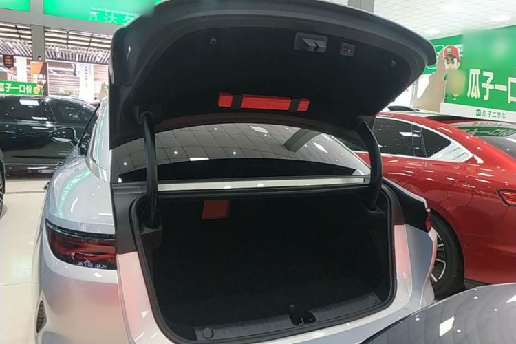Used BYD Han L 2025 EV 701 km LiDAR Flagship Edition Trunk