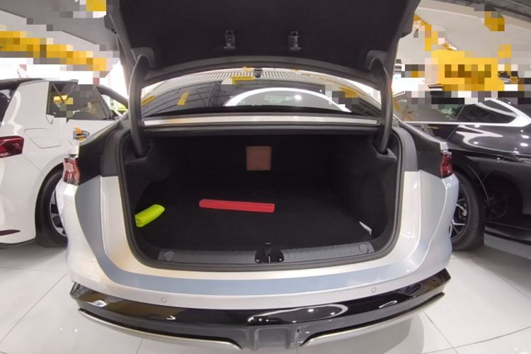 Used BYD Han L 2025 EV Four-Wheel Drive LiDAR Flagship Model Trunk