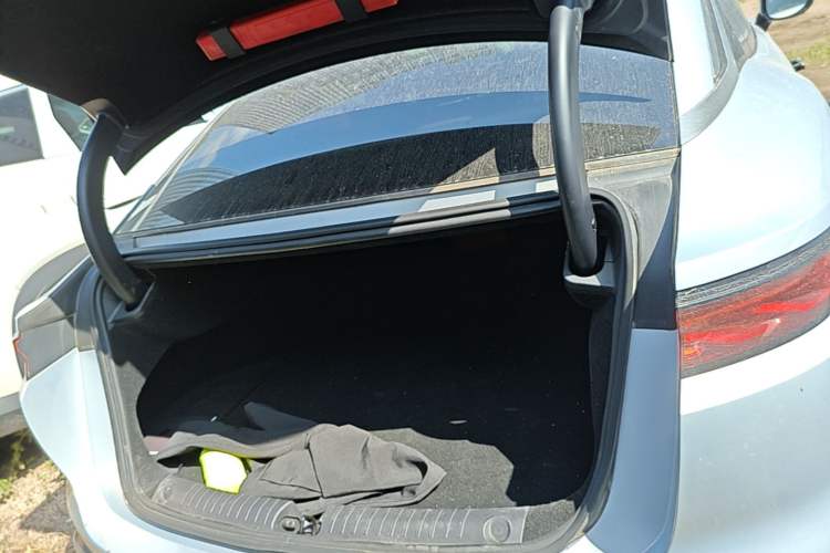 Used BYD Han L 2025 EV Four-Wheel Drive LiDAR Flagship Model Trunk