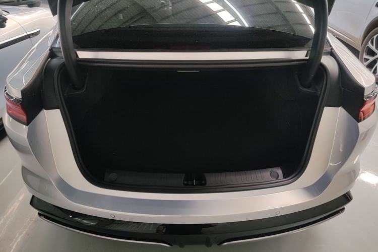 Used BYD Han L 2025 EV 701KM LiDAR Deluxe Edition Trunk