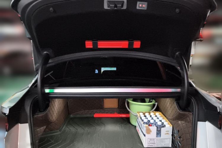 Used BYD Han L 2025 EV 701KM LiDAR Deluxe Edition Trunk