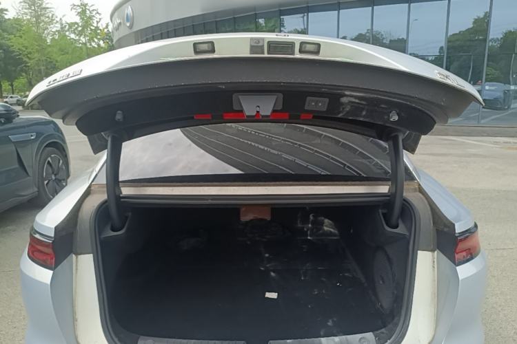 Used BYD Han L 2025 EV Four-Wheel Drive LiDAR Flagship Model Trunk