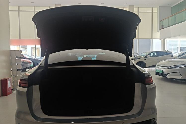 Used BYD Han L 2025 EV Four-Wheel Drive LiDAR Flagship Model Trunk
