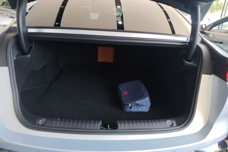 Used BYD Han L 2025 EV Four-Wheel Drive LiDAR Flagship Model Trunk