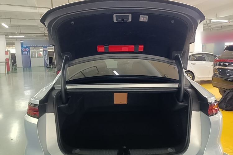 Used BYD Han L 2025 EV Four-Wheel Drive LiDAR Flagship Model Trunk