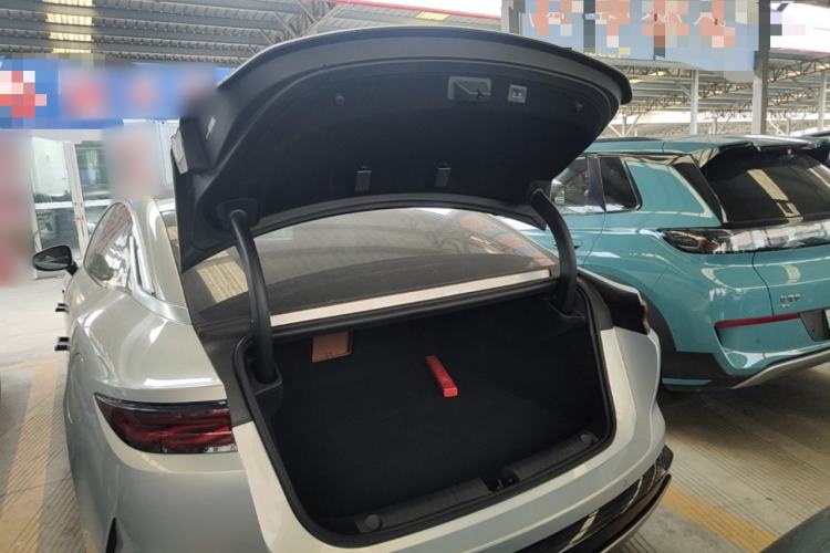 Used BYD Han L 2025 EV Four-Wheel Drive LiDAR Flagship Model Trunk