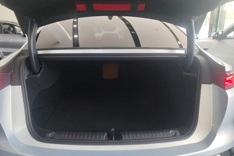 Used BYD Han L 2025 EV Four-Wheel Drive LiDAR Flagship Model Trunk