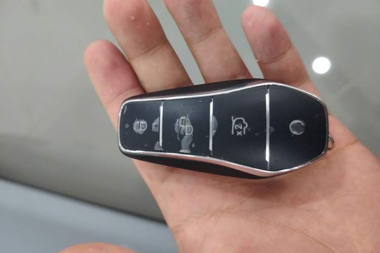 Used BYD Han L 2025 EV Four-Wheel Drive LiDAR Flagship Model Vehicle Key