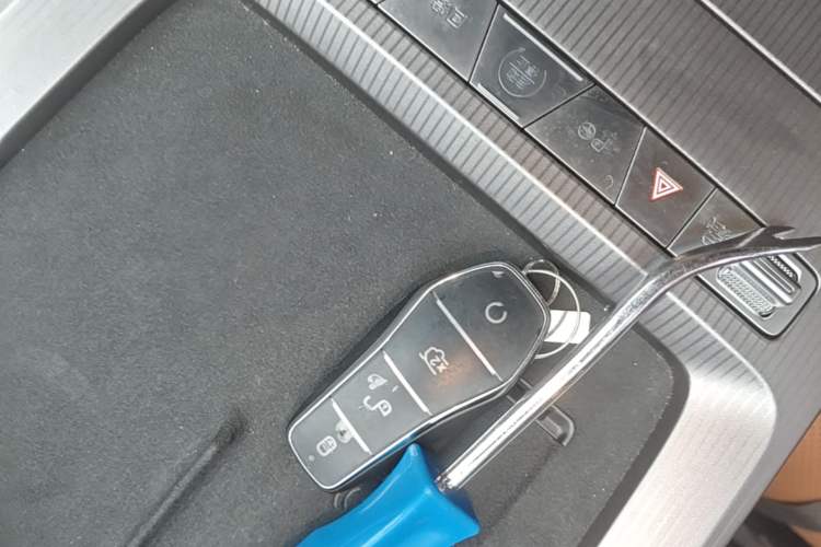 Used BYD Han L 2025 EV Four-Wheel Drive LiDAR Flagship Model Vehicle Key