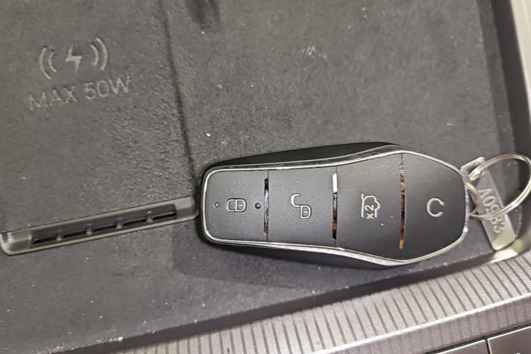 Used BYD Han L 2025 EV Four-Wheel Drive LiDAR Flagship Model Vehicle Key