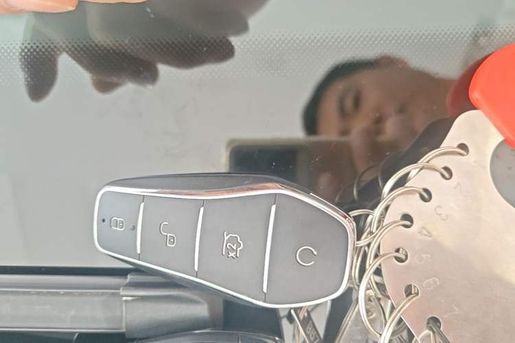 Used BYD Han L 2025 EV Four-Wheel Drive LiDAR Flagship Model Vehicle Key