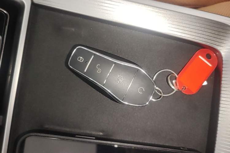 Used BYD Han L 2025 EV Four-Wheel Drive LiDAR Flagship Model Vehicle Key