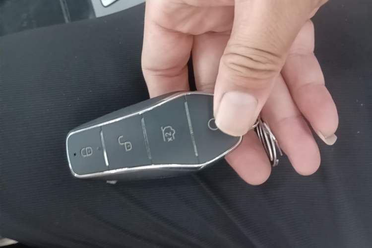 Used BYD Han L 2025 EV Four-Wheel Drive LiDAR Flagship Model Vehicle Key