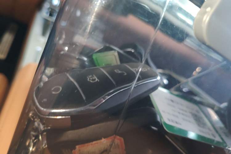 Used BYD Han L 2025 EV Four-Wheel Drive LiDAR Flagship Model Vehicle Key