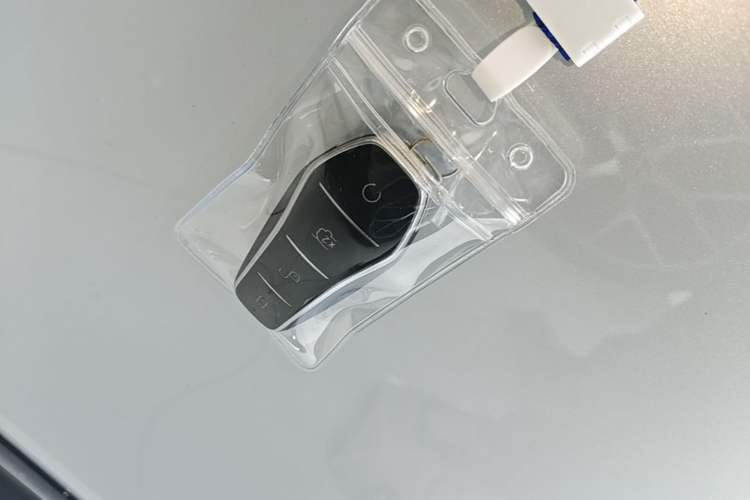 Used BYD Han L 2025 EV Four-Wheel Drive LiDAR Flagship Model Vehicle Key