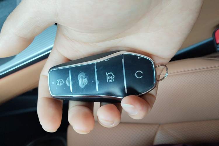Used BYD Han L 2025 EV Four-Wheel Drive LiDAR Flagship Model Vehicle Key