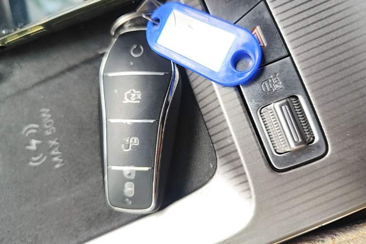 Used BYD Han L 2025 EV Four-Wheel Drive LiDAR Flagship Model Vehicle Key